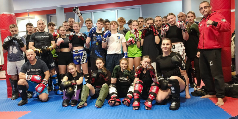 Treningi kickboxingu dla młodzieży i dorosłych – dołącz